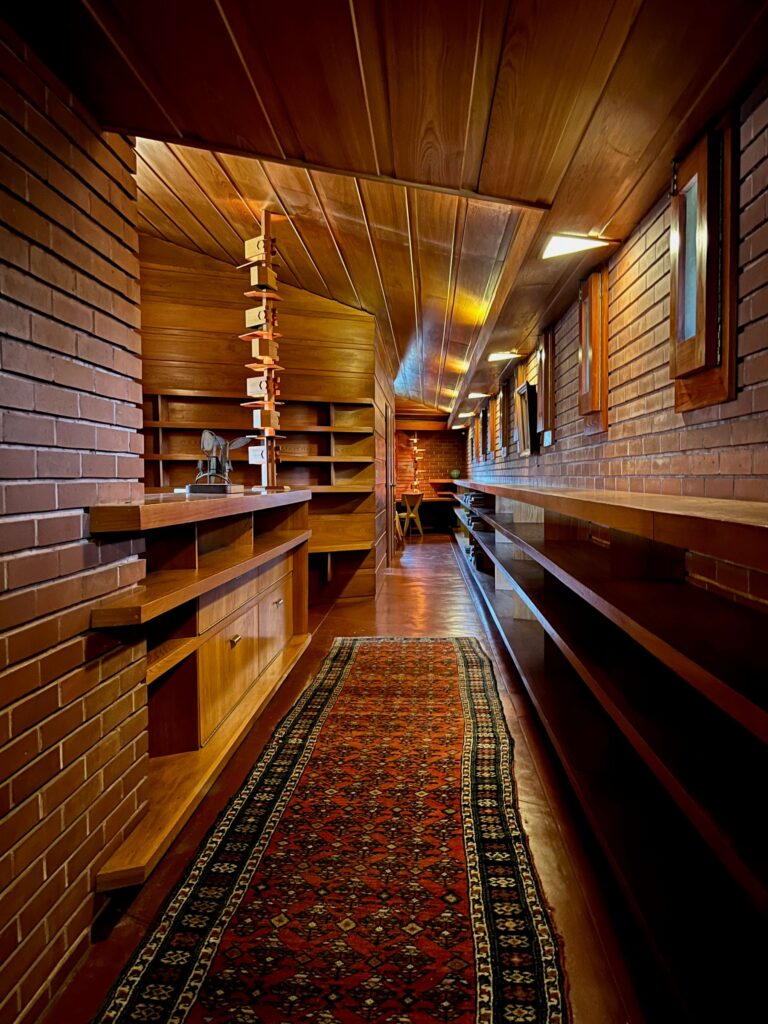 The Hidden Architecture Rule That Makes Small Cabins Feel Massive